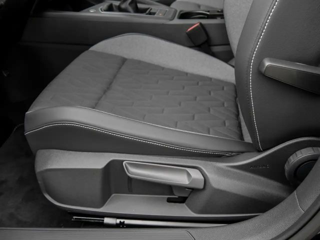 Volkswagen Golf 1.5 TSI Golf VIII