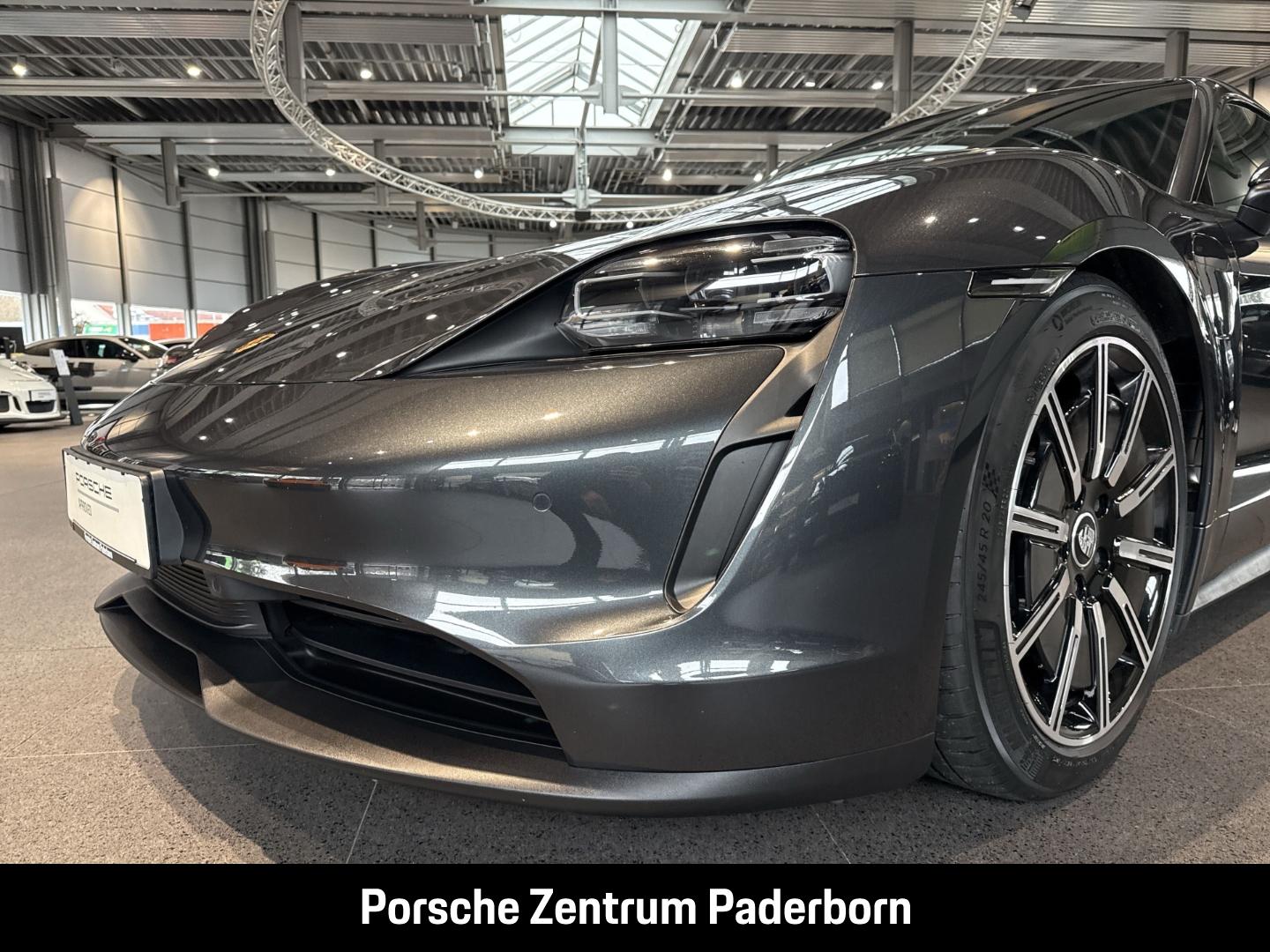 Porsche Taycan InnoDrive Head-Up Luftfederung 20-Zoll