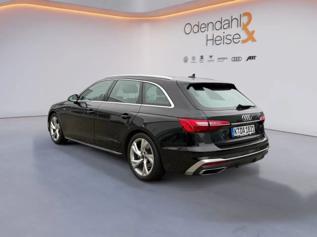 Audi A4 35 TDI Avant S-Line S-Tronic Sedan