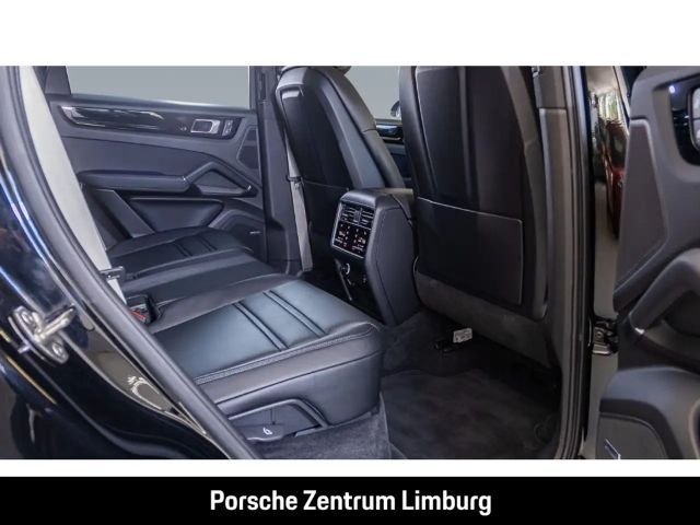 Porsche Cayenne Platinum Edition S