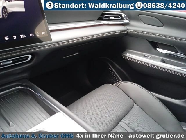 Mazda 6e Long range Takumi