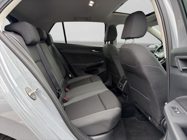 Volkswagen Golf 1.0 TSI IQ.Drive