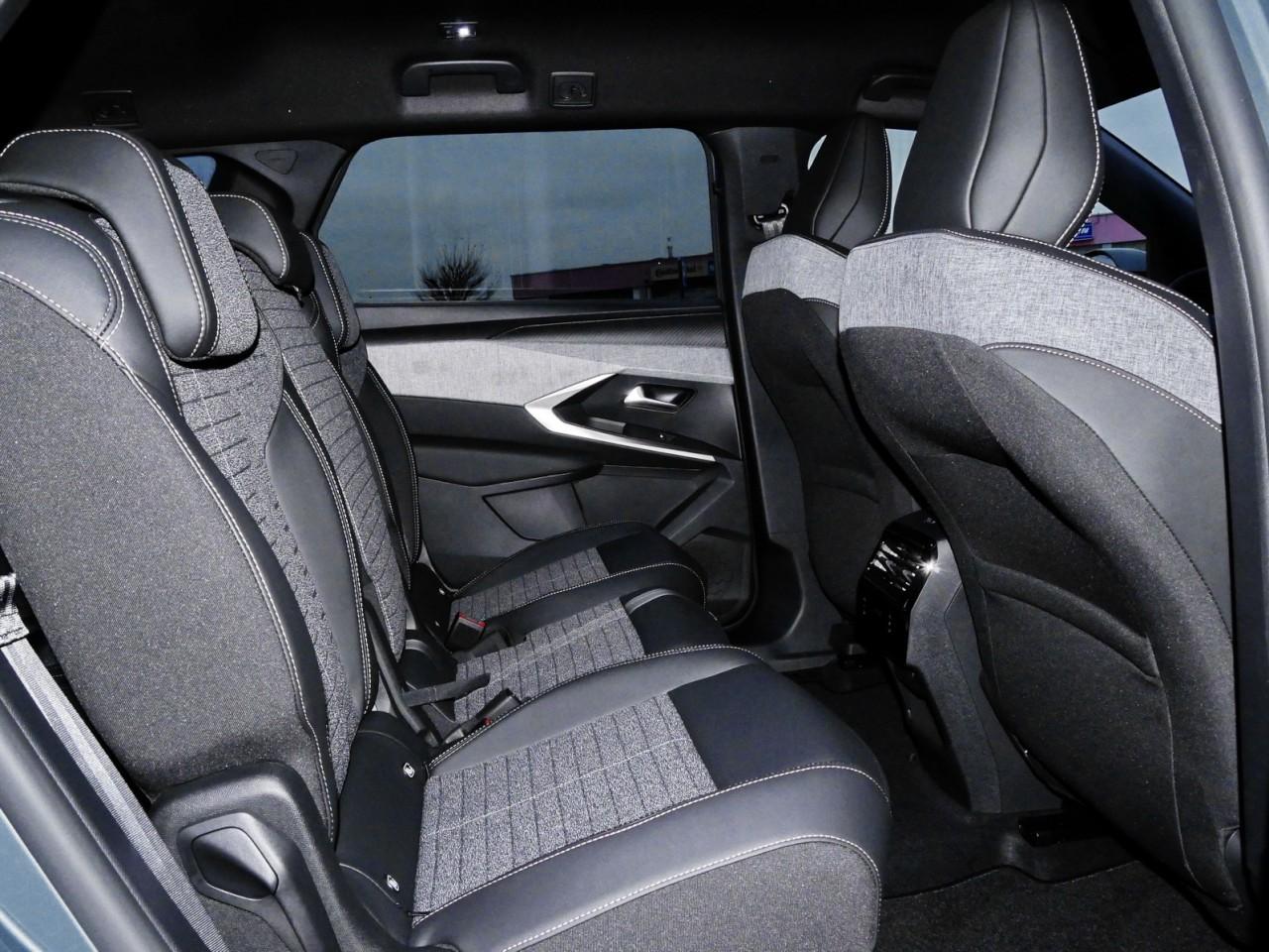 Peugeot 5008 Allure Pack Executive Hybrid