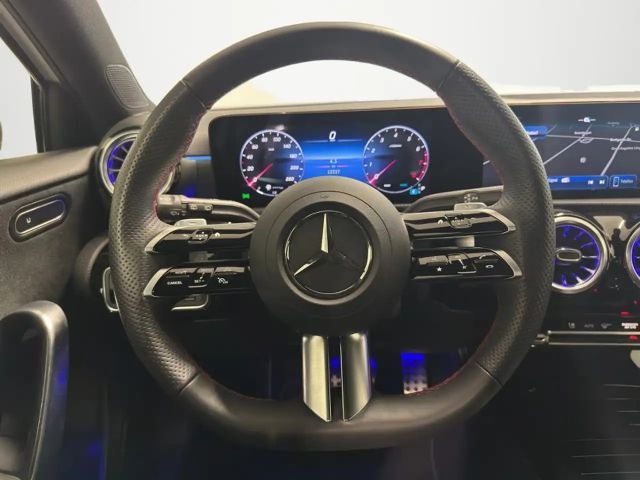 Mercedes-Benz A 180 AMG Line