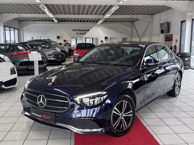 Mercedes-Benz E 220 AVANTGARDE E 220 d Sedan