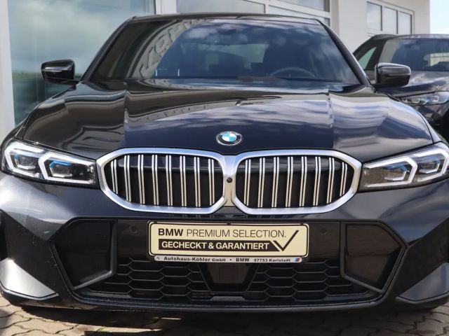 BMW 330 330i M-Sport Sedan xDrive