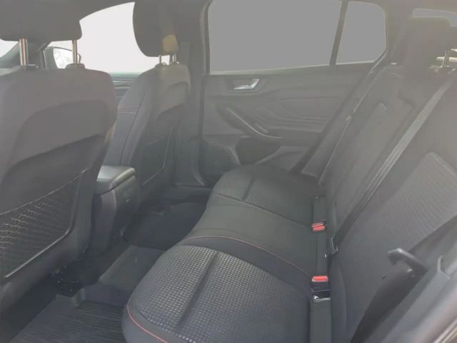 Ford Focus EcoBoost ST Line Wagon