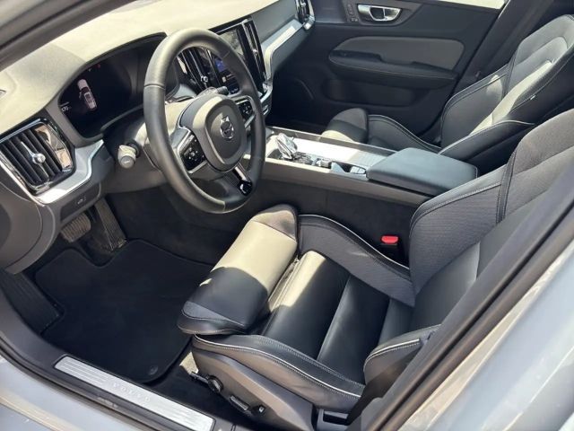 Volvo V60 Dark Hybrid Plus