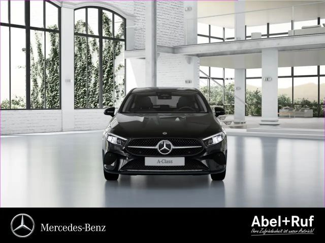 Mercedes-Benz A 200 A 200 d Progressive