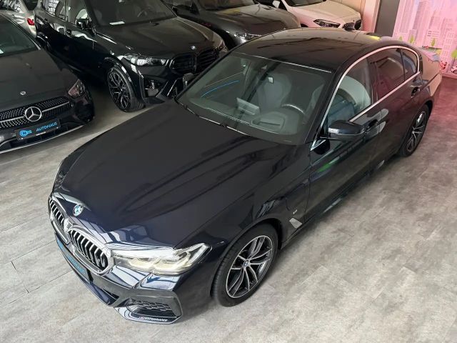 BMW 530 530e M-Sport Sedan