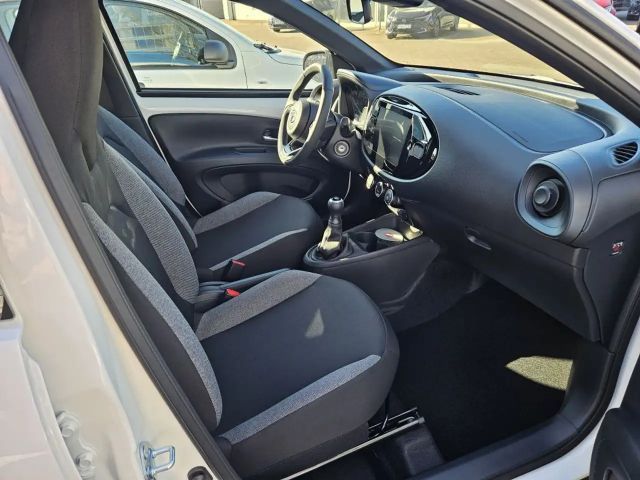 Toyota Aygo X Hatchback Play X-play