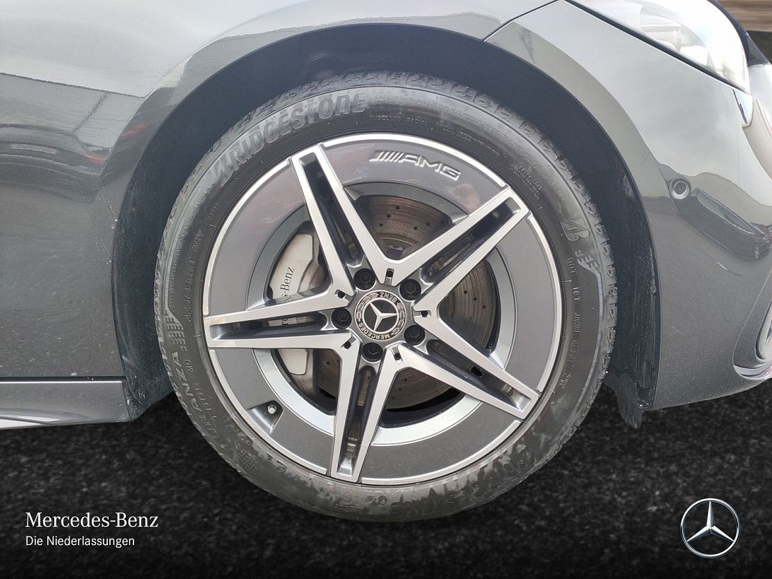 Mercedes-Benz C 180 AMG Line Sedan