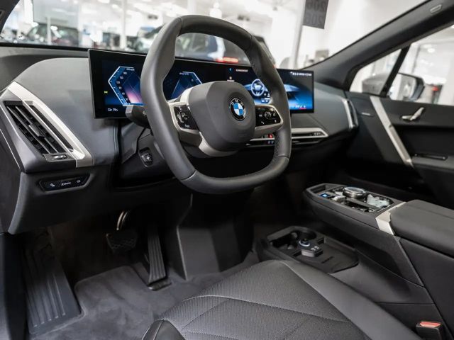 BMW iX xDrive