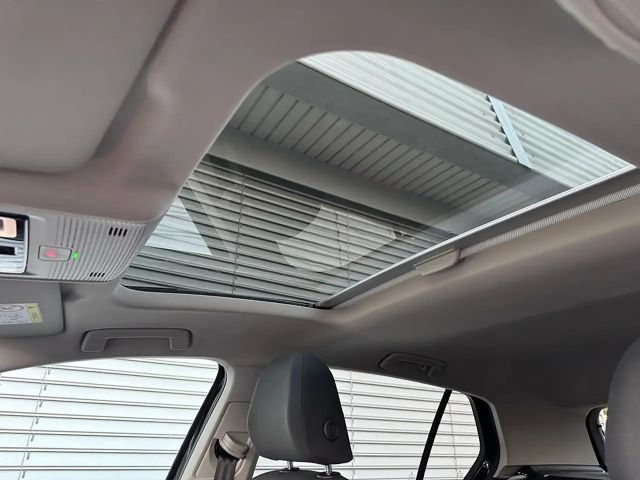 Volkswagen Golf 2.0 TDI DSG Golf VIII