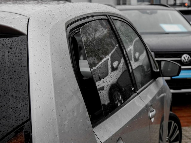 Volkswagen up! Active