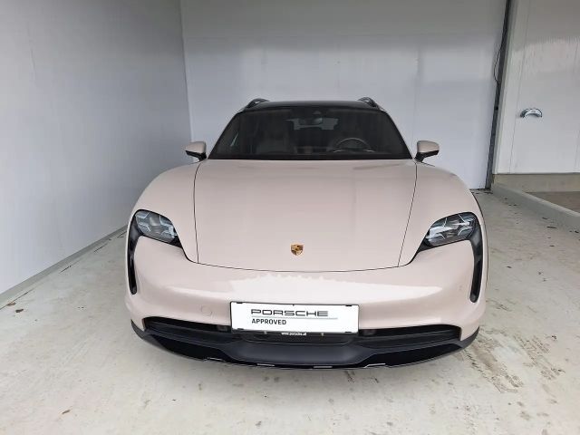 Porsche Taycan 4 Cross Turismo