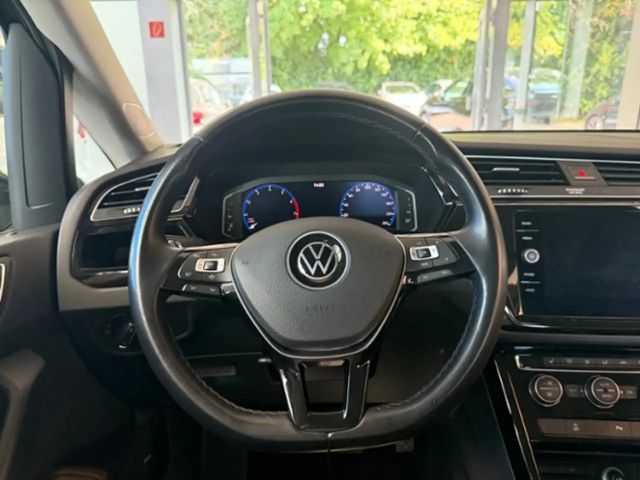 Volkswagen Touran 1.5 TSI DSG Highline