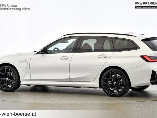 BMW 330 330e xDrive