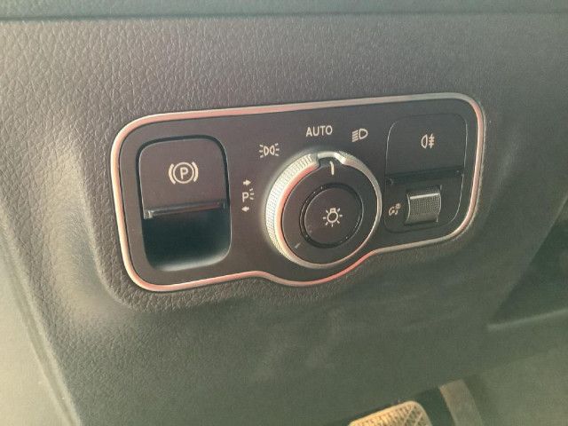 Mercedes-Benz GLB 200 GLB 200 d