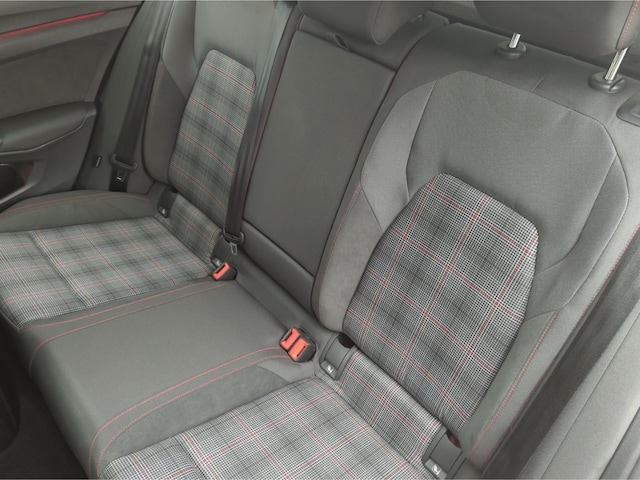 Volkswagen Golf 2.0 TSI Golf VIII