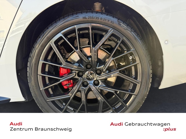 Audi A6 Avant Quattro S-Tronic