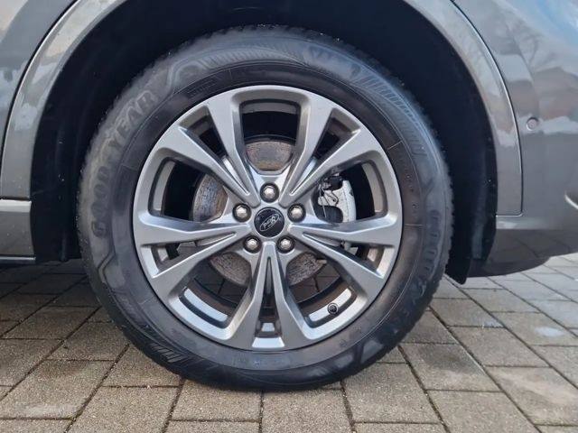 Ford Kuga Plug in Hybrid ST Line