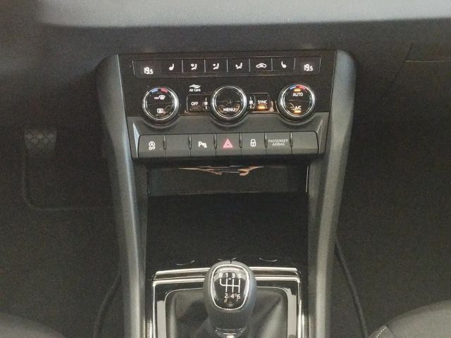 Skoda Karoq 1.5 TSI Tour