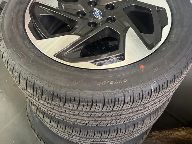 Subaru Crosstrek Style Xtra mit Wild Paket 8-fach bereift