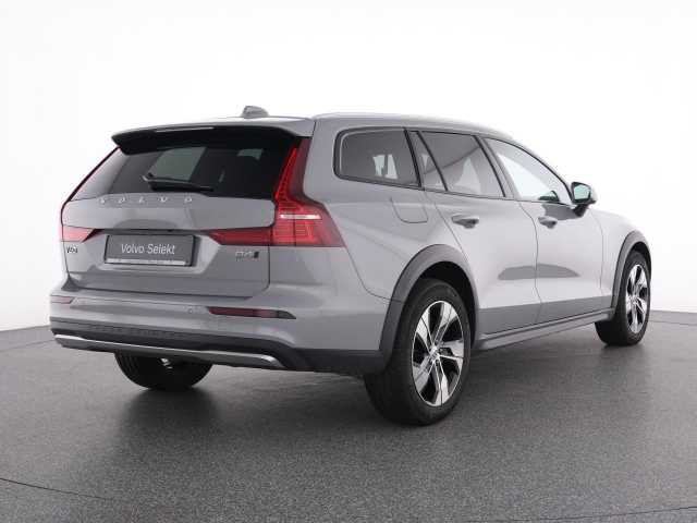 Volvo V60 Cross Country CC