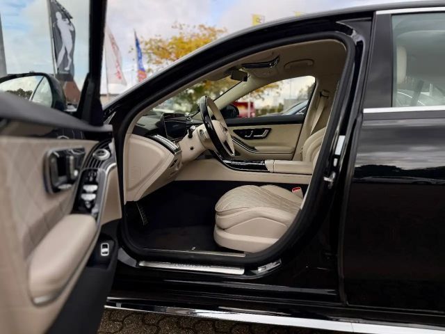 Mercedes-Benz S 580 4MATIC AMG Line Sedan