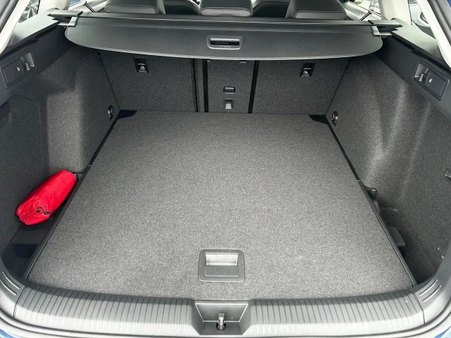 Volkswagen Golf 1.5 TSI DSG Variant