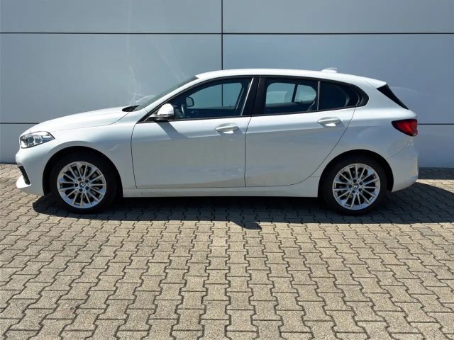 BMW 118 118d Sedan