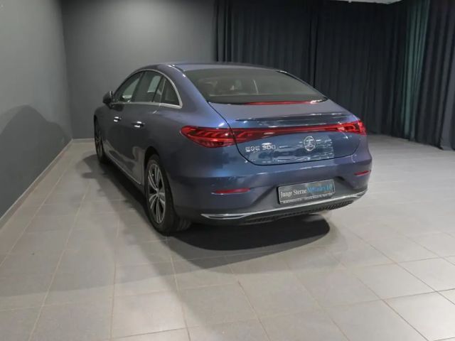 Mercedes-Benz EQE 300 Advanced Sedan