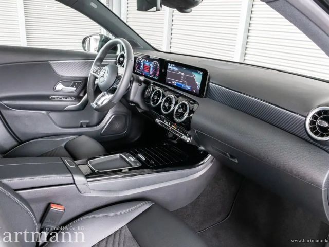 Mercedes-Benz A 200 Hatchback Progressive