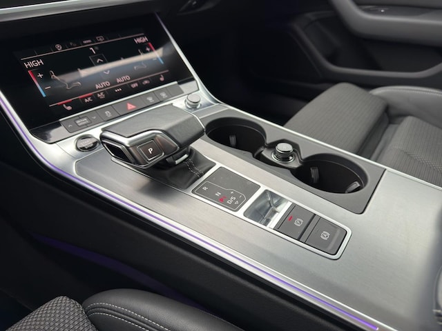 Audi A6 40 TDI Avant S-Tronic