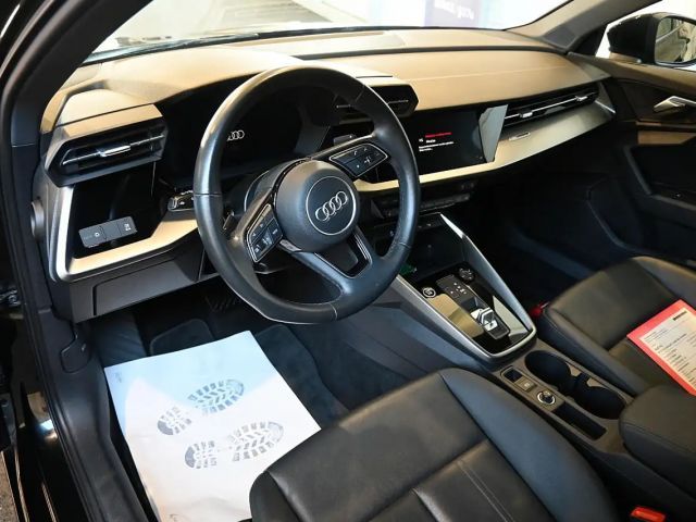 Audi A3 30 TDI Sedan