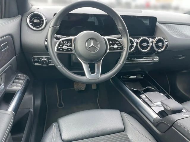 Mercedes-Benz GLA 180 Progressive