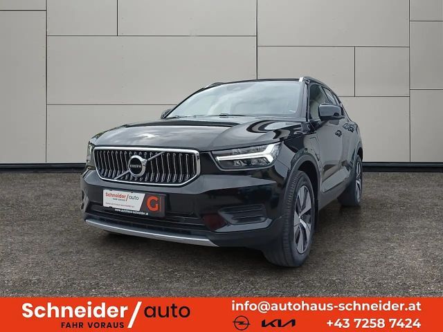 Volvo XC40 Core Recharge T4