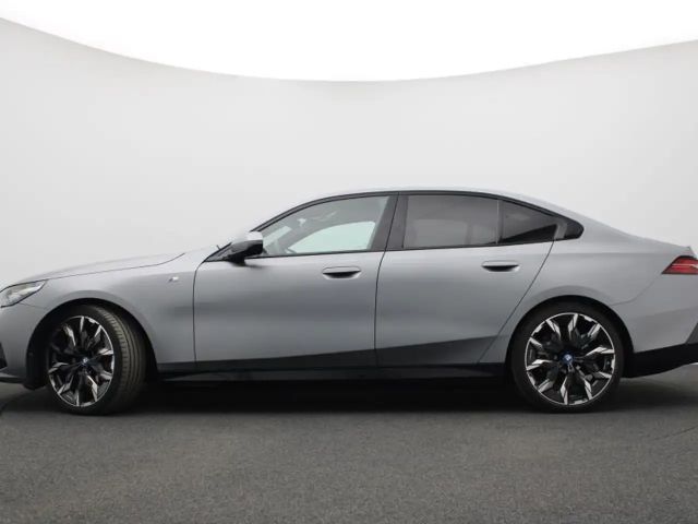 BMW i5 M-Sport Sedan xDrive