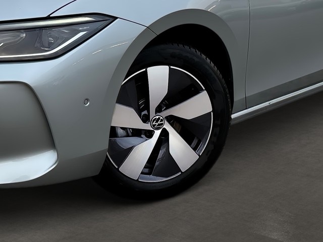 Volkswagen Passat 1.5 eTSI Business DSG Variant