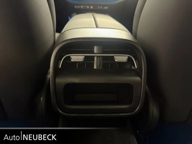 Mercedes-Benz E 200 AVANTGARDE Sedan