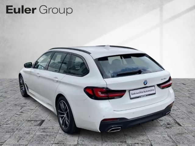 BMW 520 520d M-Sport Touring