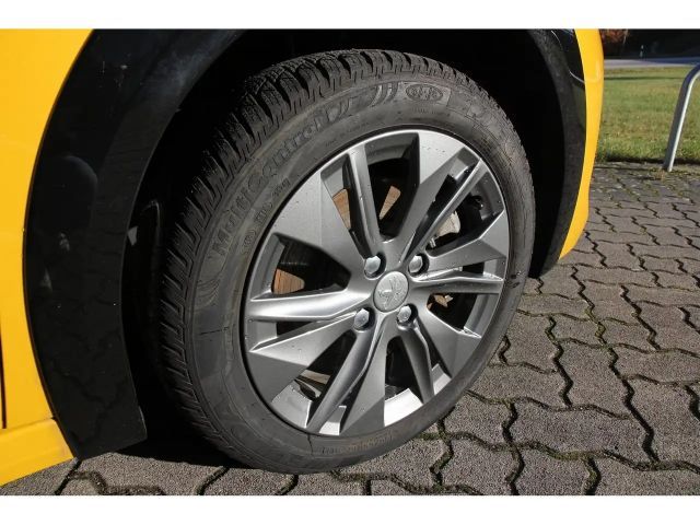 Peugeot E-208 Active Pack