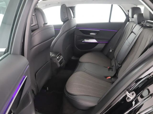 Mercedes-Benz E 200 AVANTGARDE Estate