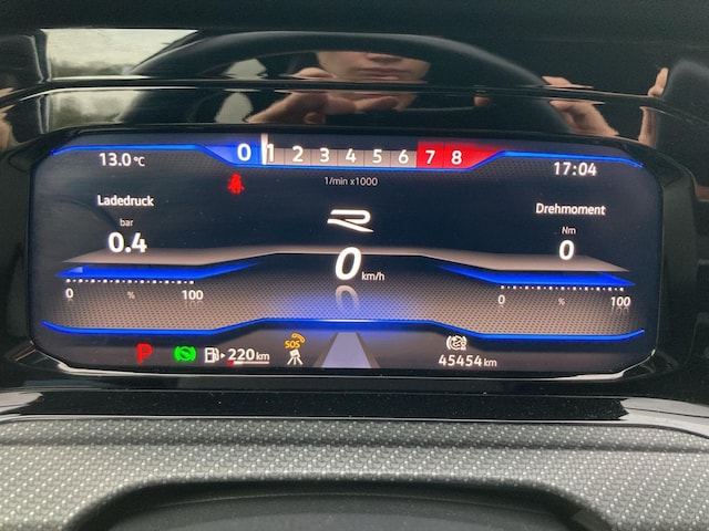 Volkswagen Golf IQ.Drive