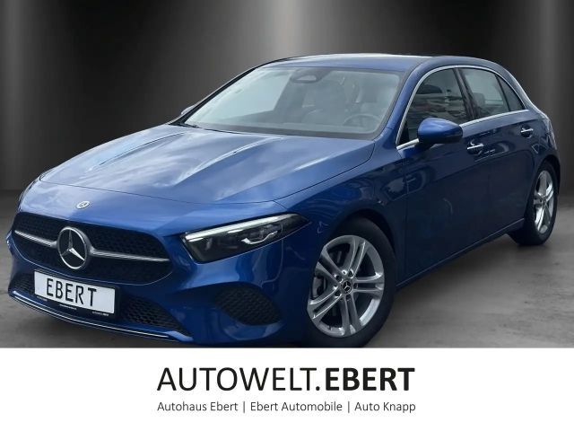 Mercedes-Benz A 180 A 180 d Progressive