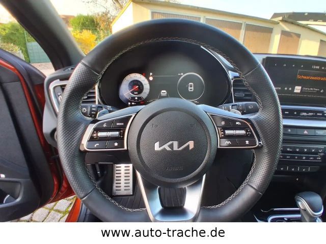 Kia ProCeed ProCeed Automatik Navi SH LH PDC V+H Kamera DAB