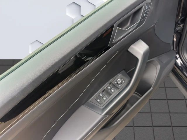 Volkswagen T-Roc 1.5 TSI R-Line