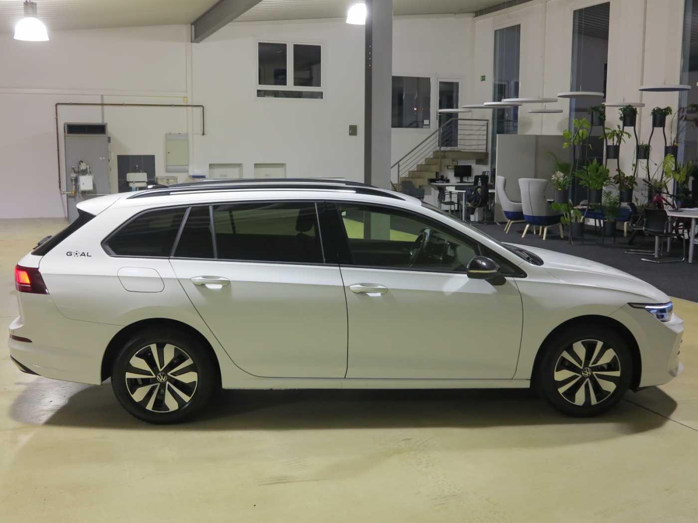 Volkswagen Golf 1.5 TSI Golf VIII Variant