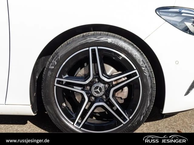 Mercedes-Benz B 180 Progressive Sedan